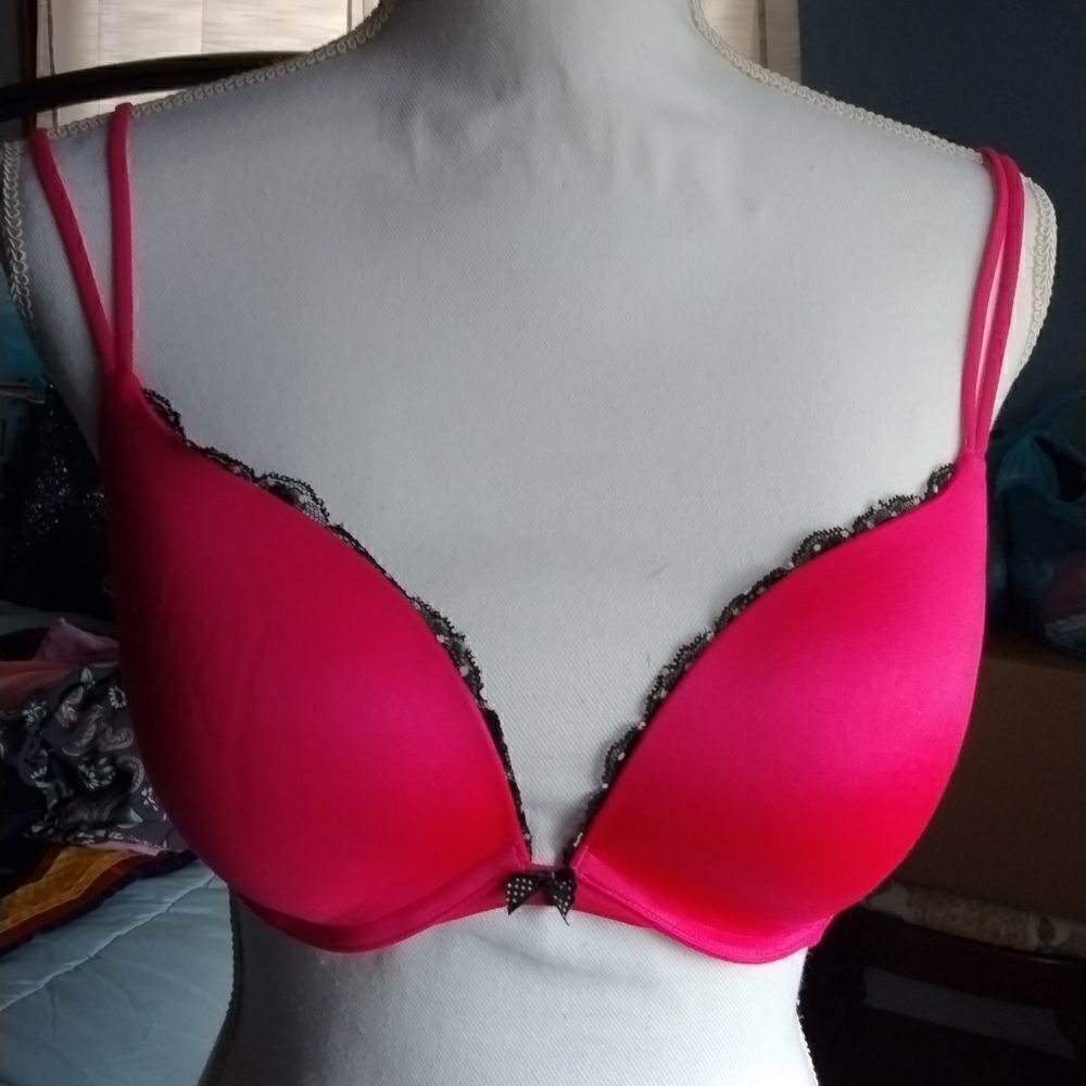 Victoria's Secret   